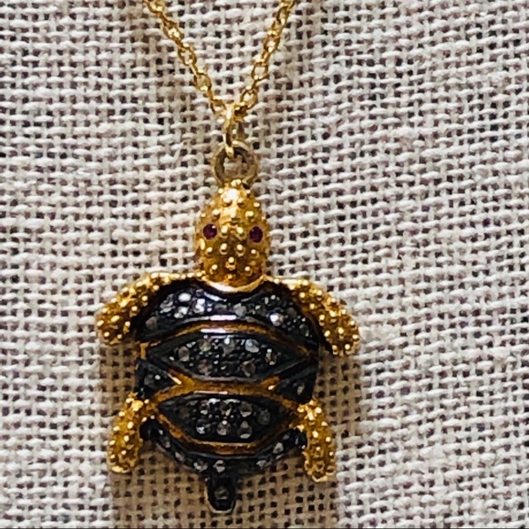 New Yellow Gold Color Chain & Turtle Pendant 18” - Picture 5 of 7